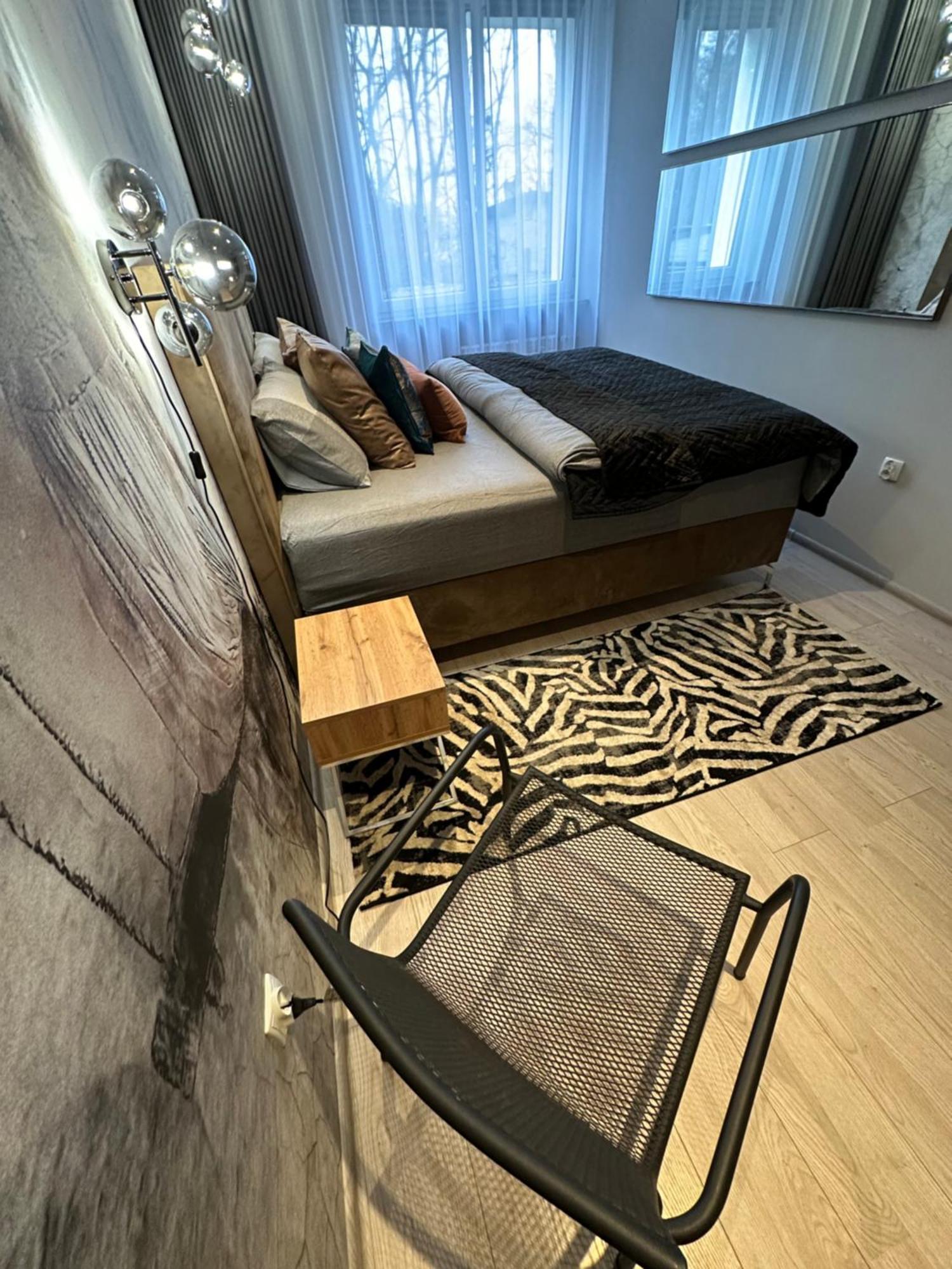 Apartment The Mirrors